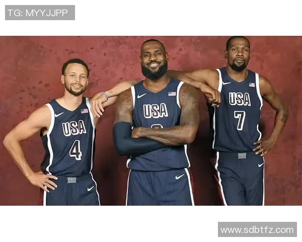 2018年全明星赛库里队与詹姆斯队的精彩对决回顾与分析 2018年全明星赛库里队与詹姆斯队的精彩对决回顾与分析