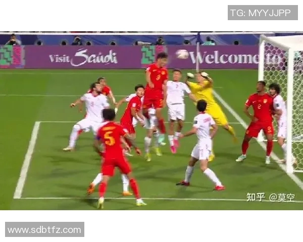 2016年国足与卡塔尔激战重播回顾精彩瞬间与比赛分析