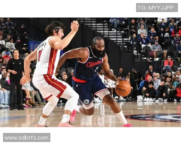 2018年NBA季后赛雷霆与快船精彩对决直播回顾与分析