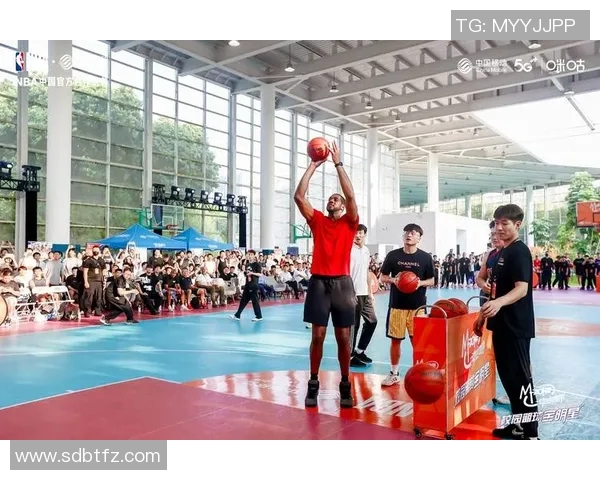 传奇明星对决中国男篮展现篮球魅力与激情的巅峰对抗 传奇明星对决中国男篮展现篮球魅力与激情的巅峰对抗